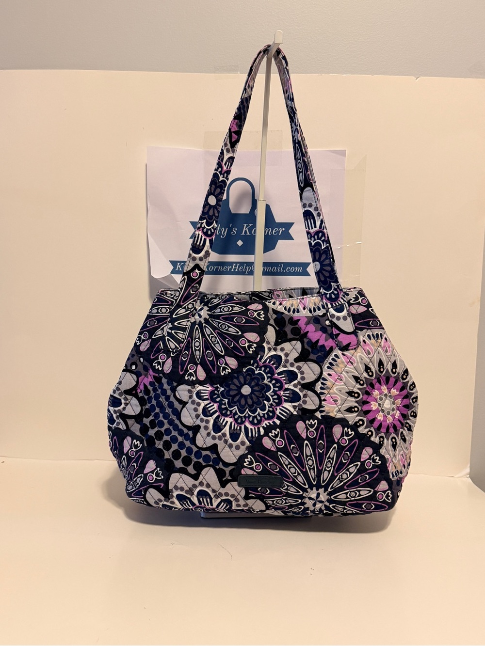 Retired Vera Bradley Glenna Handbag in the Mimosa Medallion Pattern